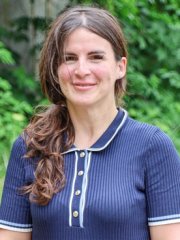 Brunette housewife Ria Devochka sucks and fucks her guys hard cock